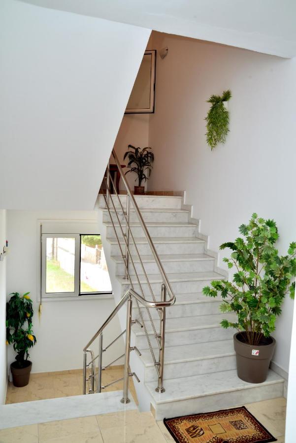 Antonios Apartments อาร์คานเยโลส ภายนอก รูปภาพ