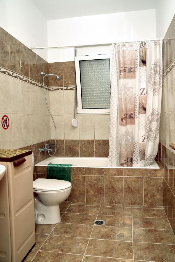 Antonios Apartments อาร์คานเยโลส ภายนอก รูปภาพ